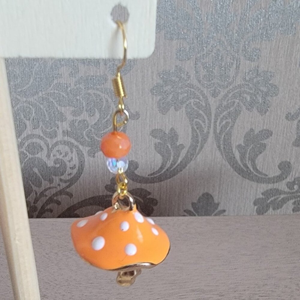 Orange Mushroom Earrings - Picture 4 of 4